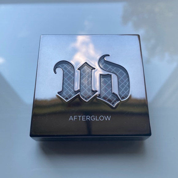 Urban Decay Afterglow Powder Blush - Quiver - Picture 5 of 7